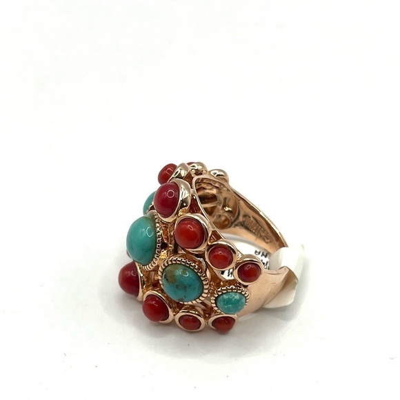 Elegant Gold and Turquoise Ring - Picture 8 of 10